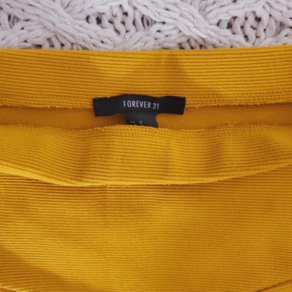 Mustard Knit Ribbed Hi-low Mini Skirt- S- NWOT - Picture 6 of 12